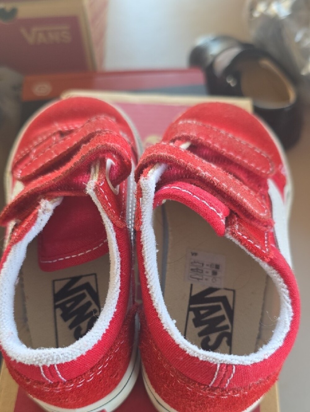 Red VANS - Picture 6 of 6